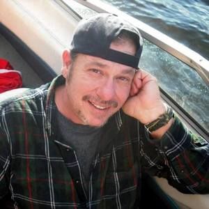 Meet your Posher, Tomas